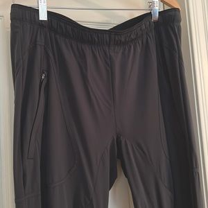 Paskho Travel Pants: comfy, zip pockets